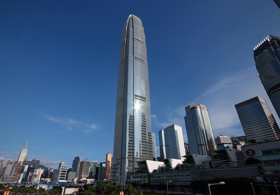 Pararrayos DAT CONTROLER® PLUS en el International Commerce Centre de Hong Kong