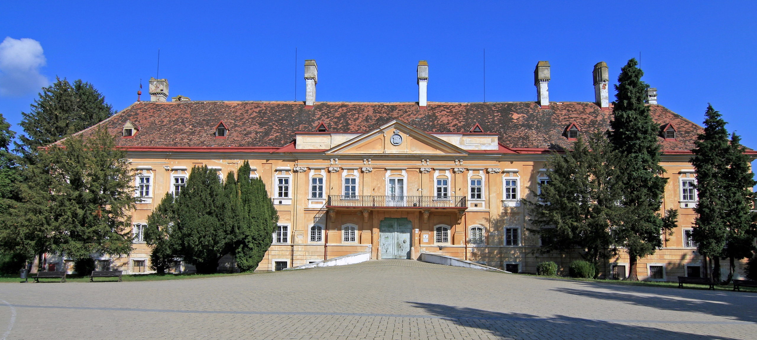 Pararrayos DAT CONTROLER® REMOTE protegen el castillo de Malacky en Eslovaquia